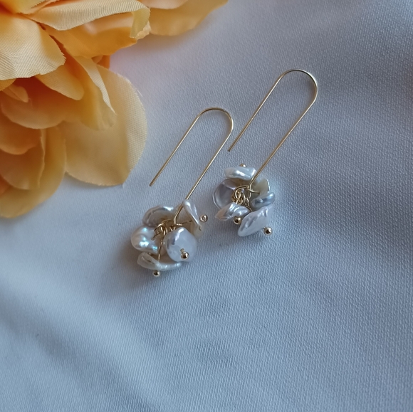 Baroque Pearl Cluster Earrings - Picture 7 of 12